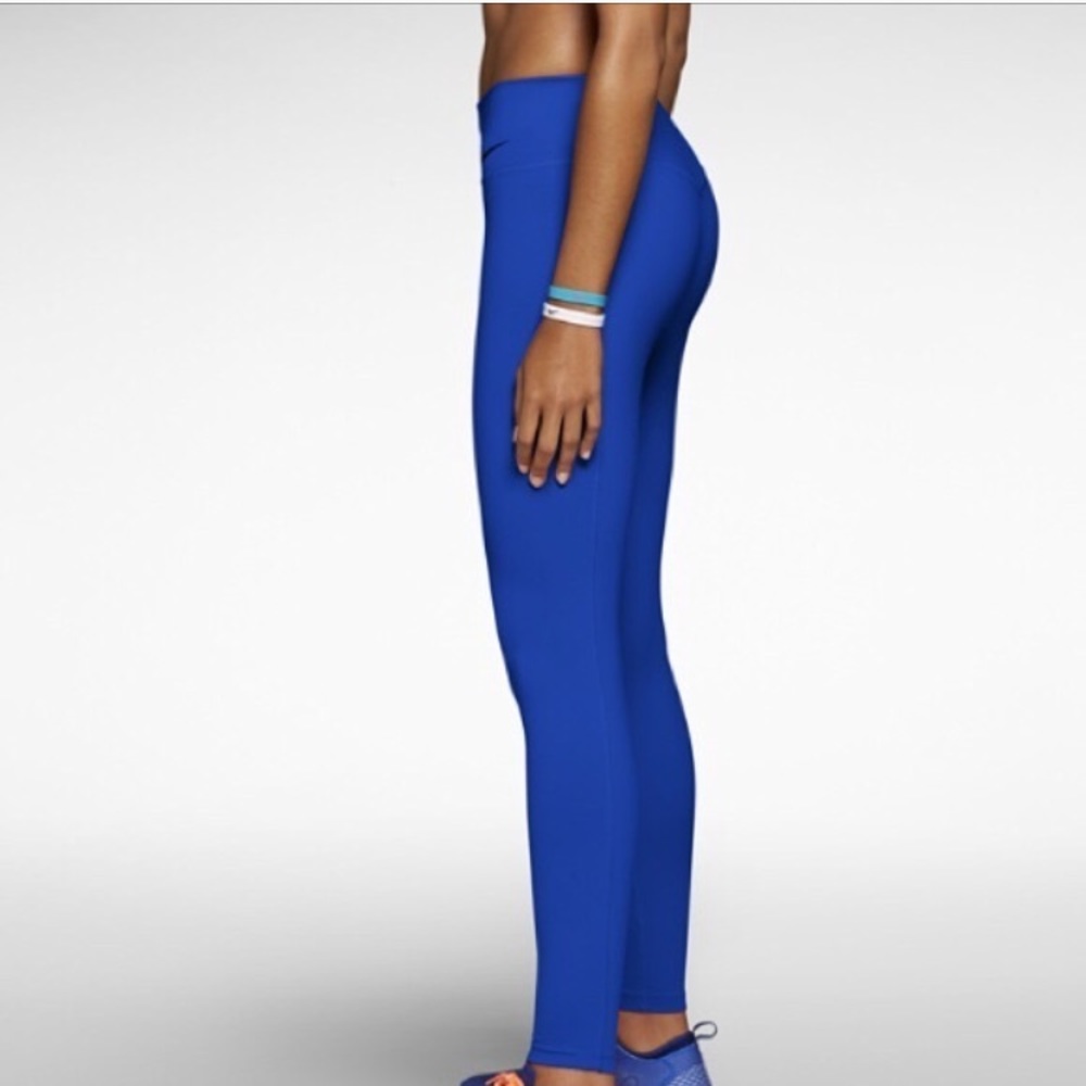 Blue nike leggings!!